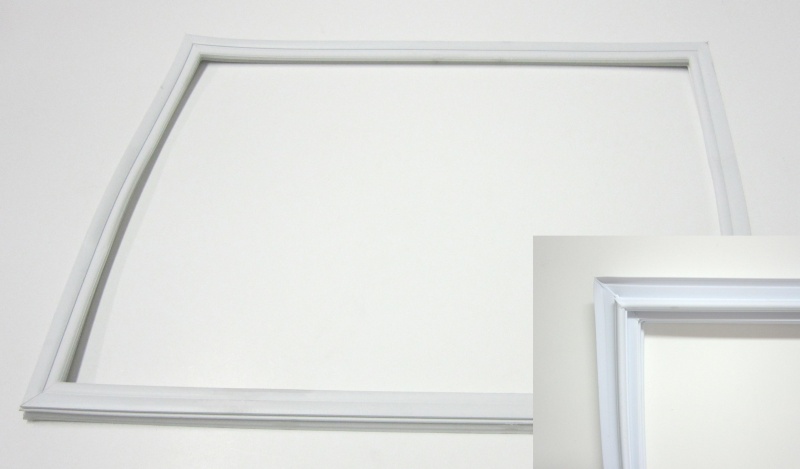 C00115569 482000028835 Guarnizione porta frigo Polarwhite 55×1147 IND00 Ariston