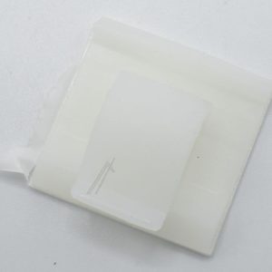 C00141387 482000022035 Fermacavo adesivo Hotpointariston