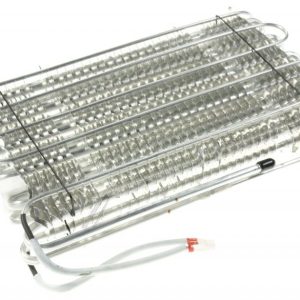 4650100100 C00868986 Evaporatore inferiore per congelatore Beko