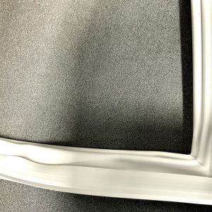 334667 Guarnizione magnetica frigorifero MT3/16 60L-888 Smeg