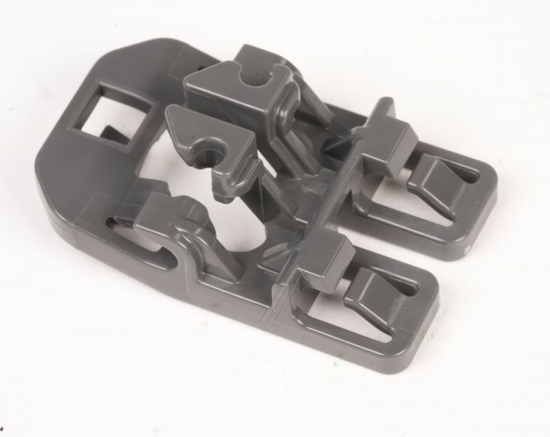 C00858320 488000858320 Clip 1LR LEO posizionamento sinistro Whirlpool