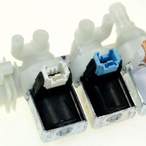 C00110331 482000022812 Elettrovalvola 3 vie IE3 7L RST 2,5 230V Hotpointariston