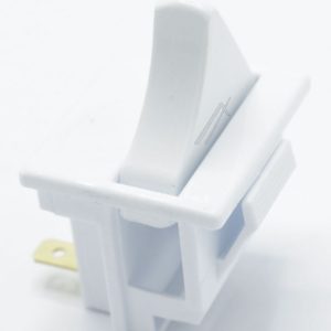 5837280200 C00918450 Interruttore luce interno Beko